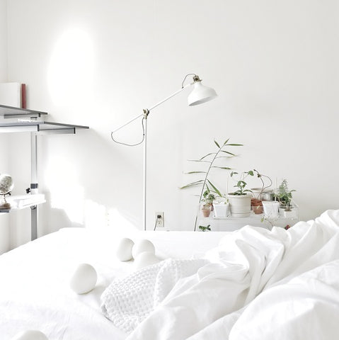 minimalism, declutter your home | Hush Home